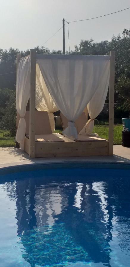 Stavlos Tsoukaládhes Buitenkant foto